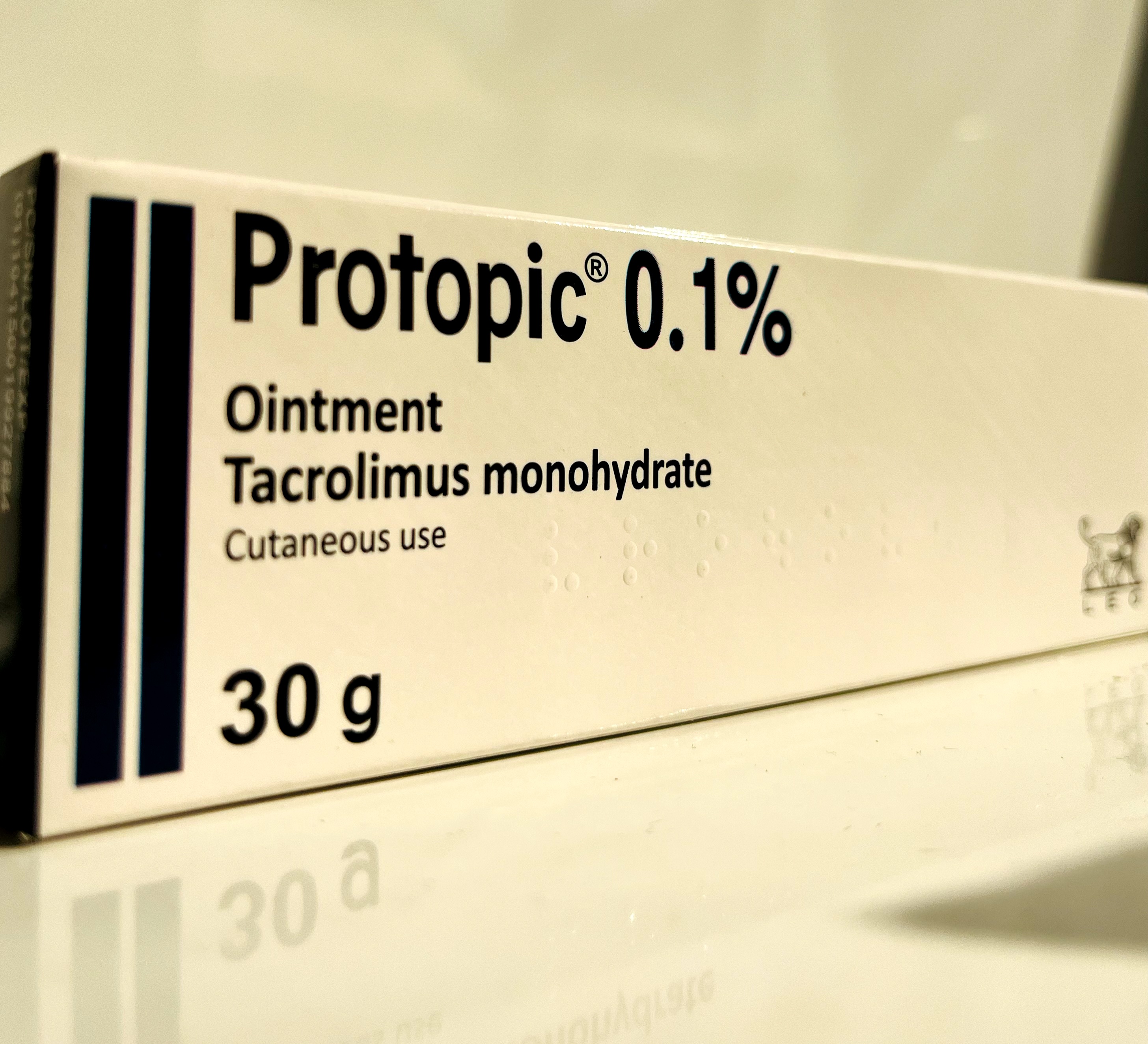 پماد پروتوپیک تاکرولیموس درمان اگزما لئو فارما ۳۰ گرم