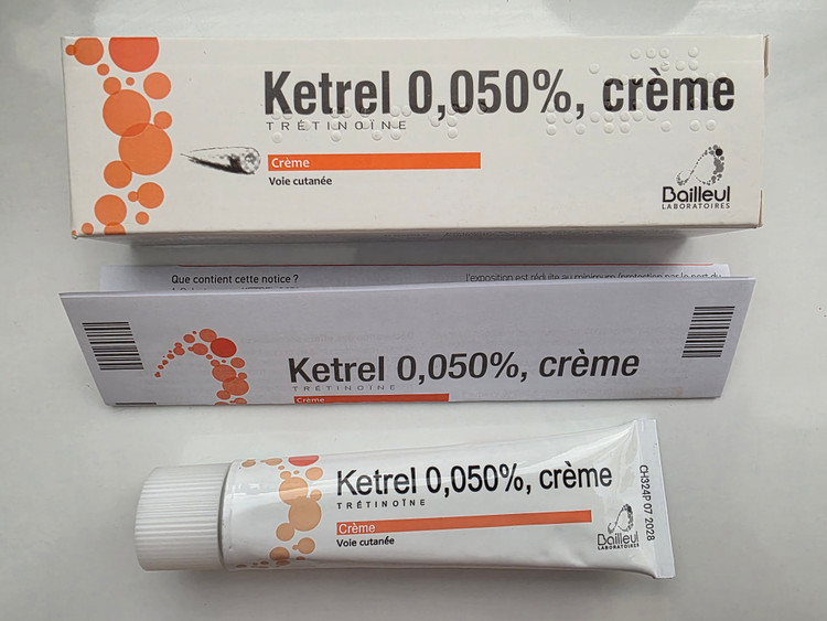 کرم لایه بردارو ضد آکنه کترل حجم ۳۰ میل / KETREL